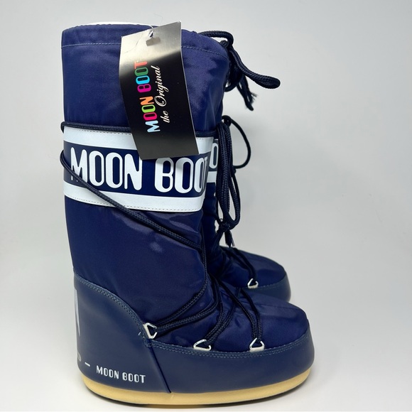 Icon Moon Boots - Picture 3 of 9